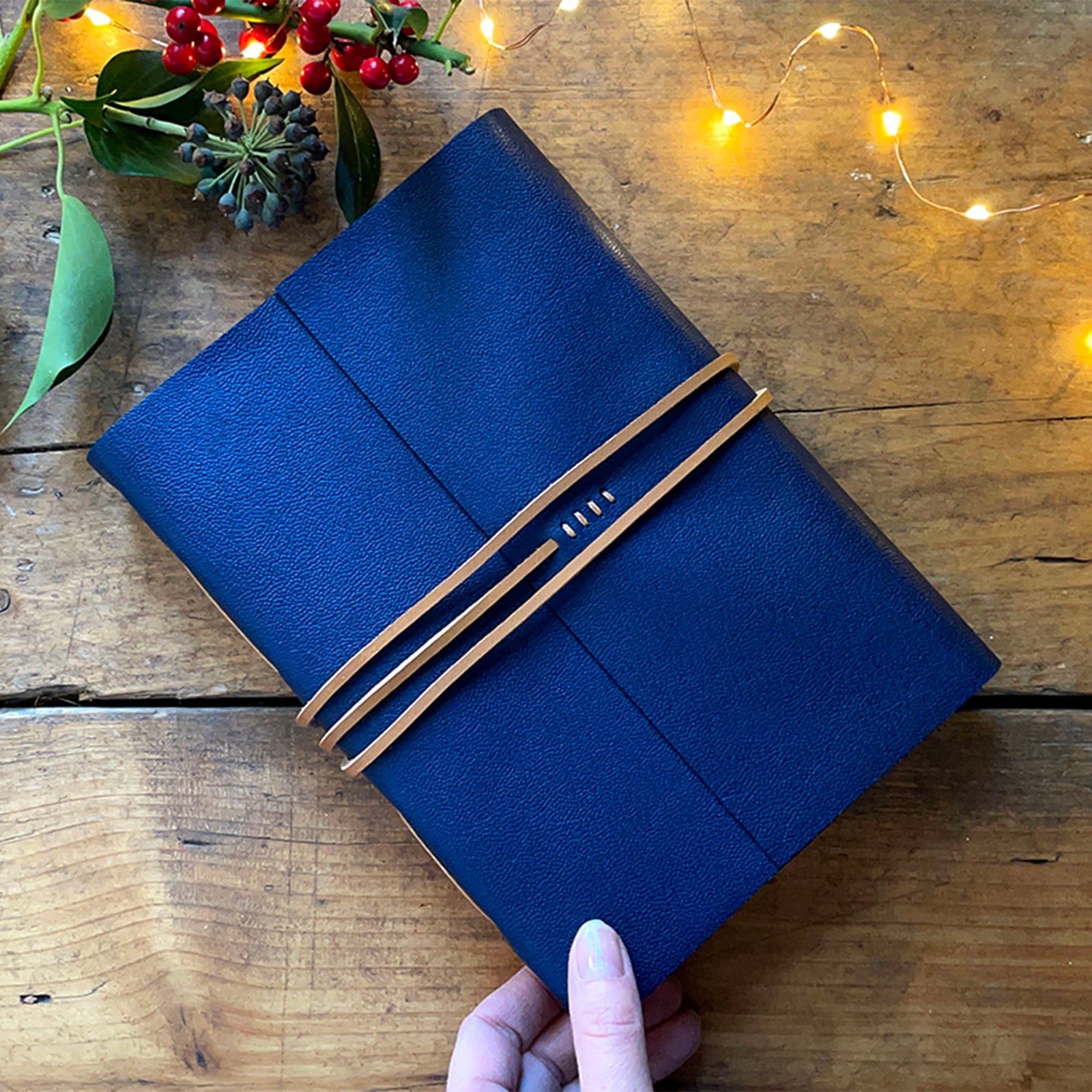 Buy Handmade Leather A5 Sketchbook Cover, Vertical and Horizontal Sketch  Book, Refillable Leather Sketchbook, Leather Bound Sketchbook Online in  India 