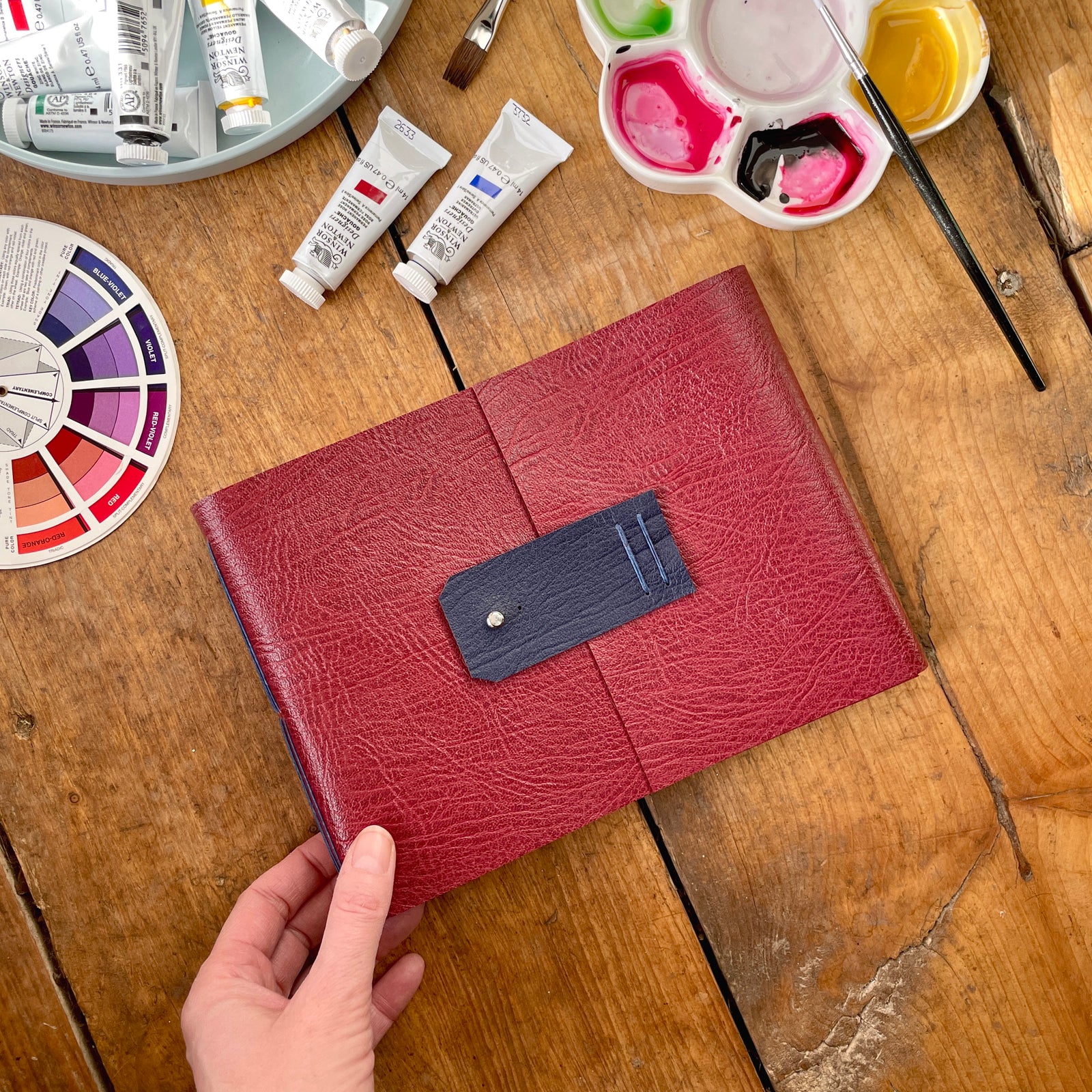 Cold pressed fine grain watercolour paper sketchbook