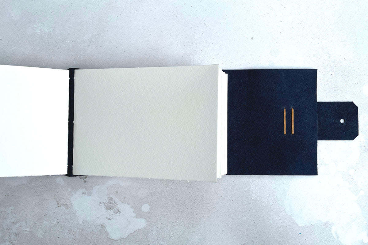 Lay-flat Watercolour Sketchbook with fine grain 300gsm / 140lb cold pressed NOT Langton paper